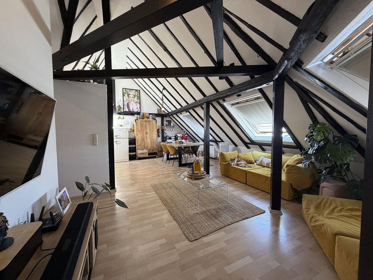 Pronájem bytu 3+1 84 m², Eckenheimer Landstraße 103, Frankfurt am Main, Hessen Pronájem bytu 3+1 84 m², Eckenheimer Landstraße 103, Frankfurt am Main, Hessen
