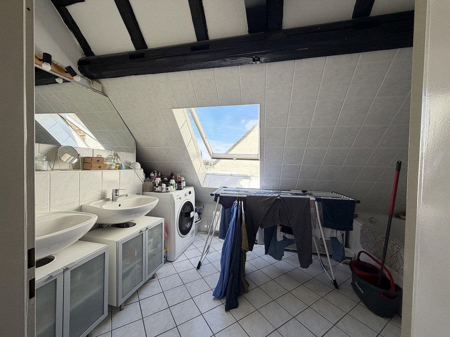 Pronájem bytu 3+1 84 m², Eckenheimer Landstraße 103, Frankfurt am Main, Hessen Pronájem bytu 3+1 84 m², Eckenheimer Landstraße 103, Frankfurt am Main, Hessen