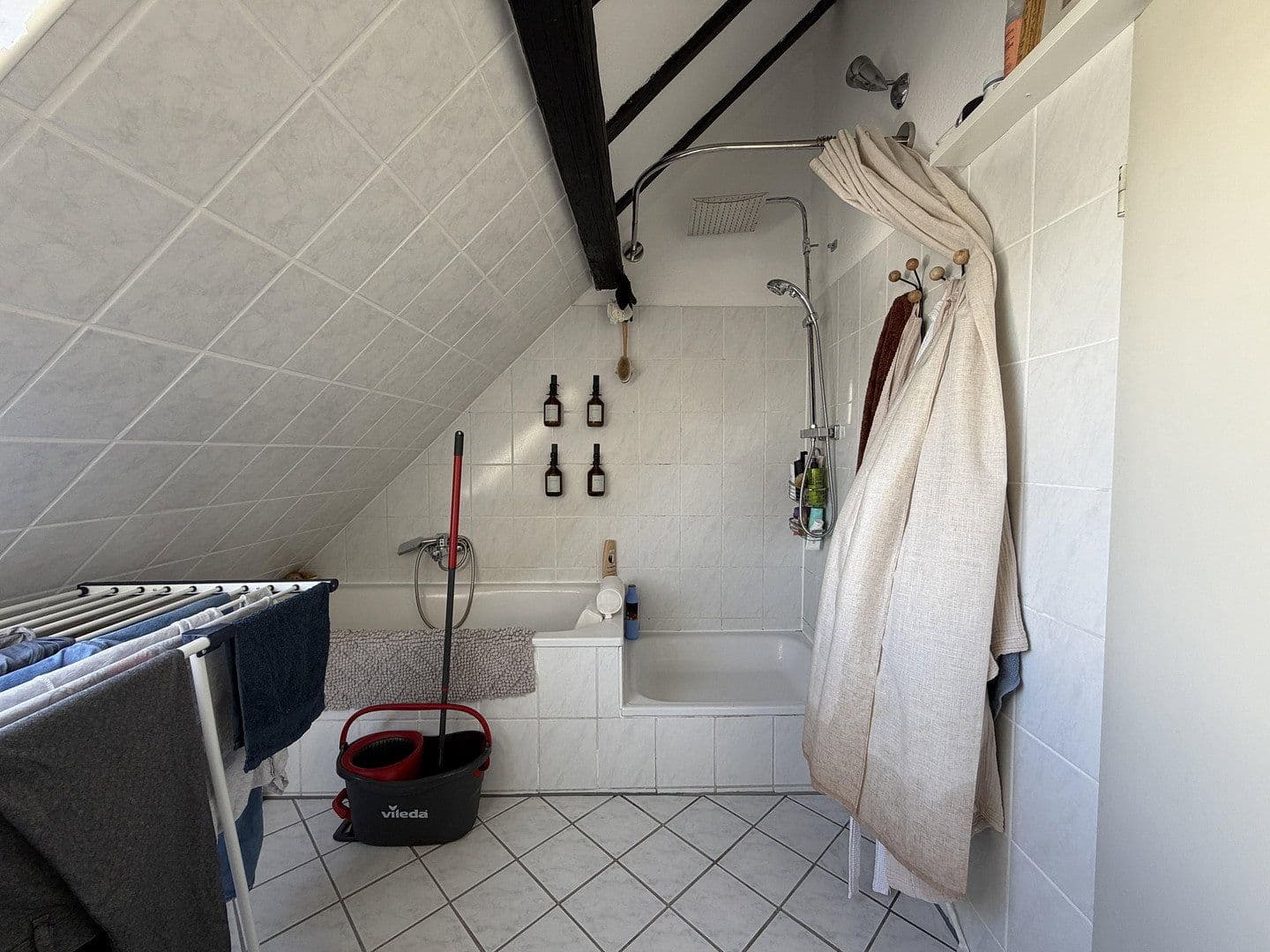 Pronájem bytu 3+1 84 m², Eckenheimer Landstraße 103, Frankfurt am Main, Hessen Pronájem bytu 3+1 84 m², Eckenheimer Landstraße 103, Frankfurt am Main, Hessen