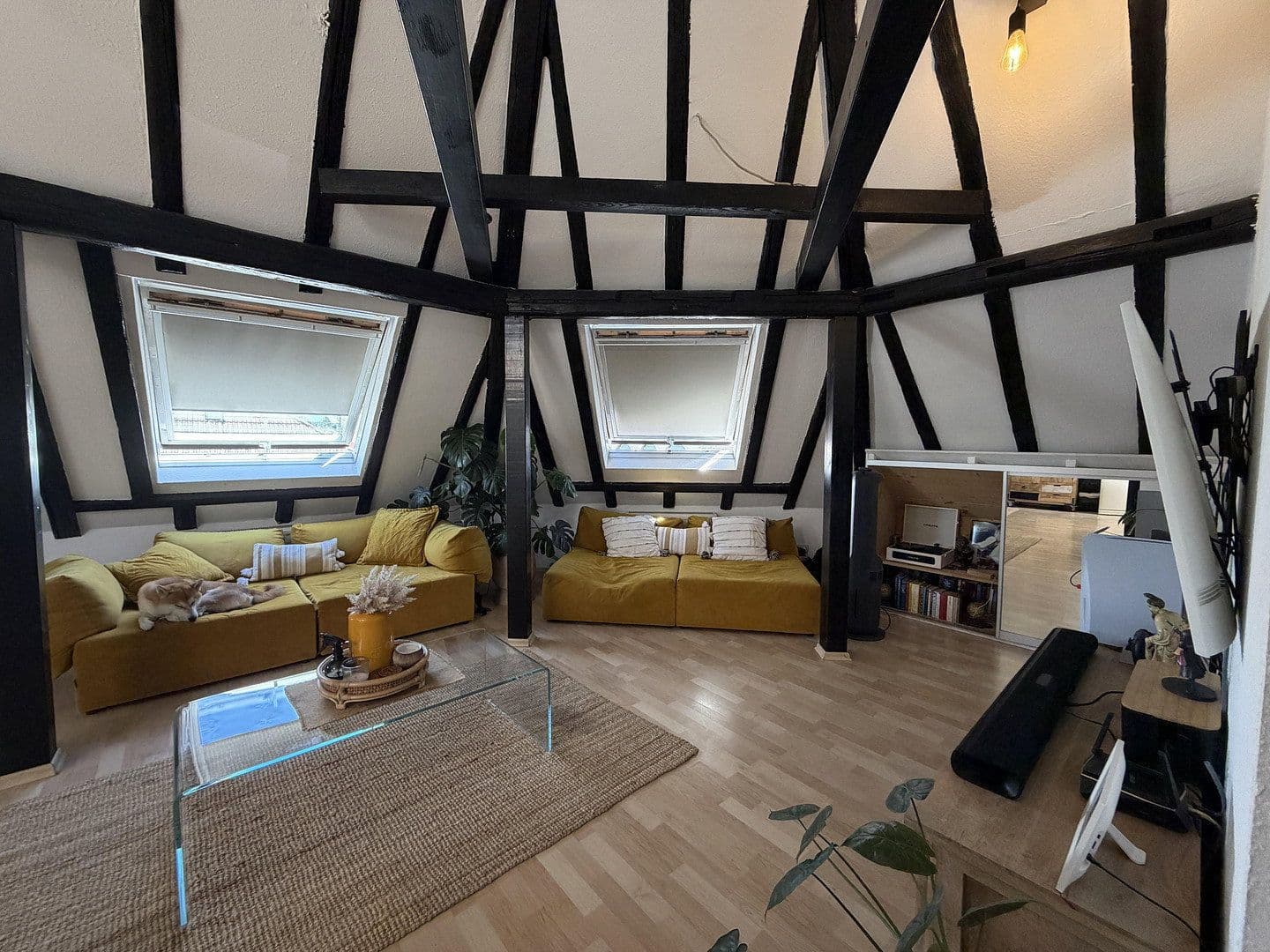 Pronájem bytu 3+1 84 m², Eckenheimer Landstraße 103, Frankfurt am Main, Hessen Pronájem bytu 3+1 84 m², Eckenheimer Landstraße 103, Frankfurt am Main, Hessen