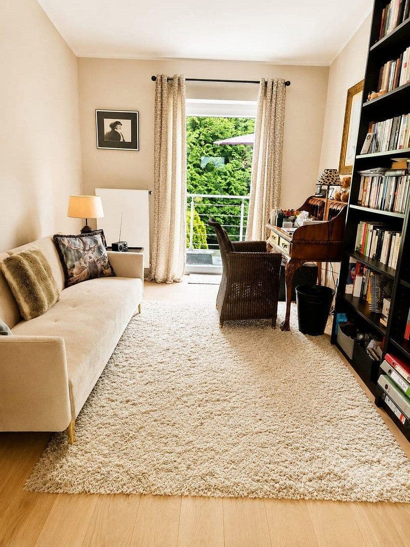 Prodej domu 120 m², pozemek 242 m², Magdeburgerstr. 70, Saarbrücken, Země Sársko Prodej domu 120 m², pozemek 242 m², Magdeburgerstr. 70, Saarbrücken, Země Sársko