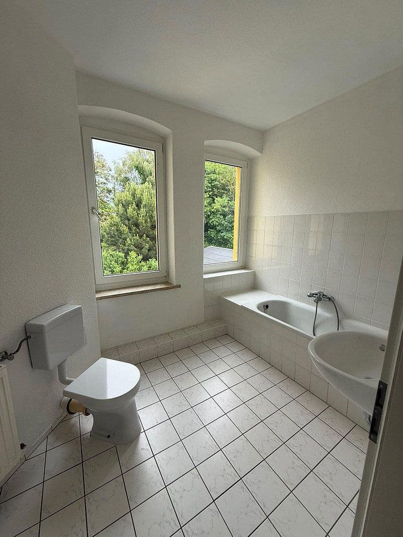 Pronájem bytu 2+1 62 m², Naulitzer Str. 27, Gera, Durynsko Pronájem bytu 2+1 62 m², Naulitzer Str. 27, Gera, Durynsko