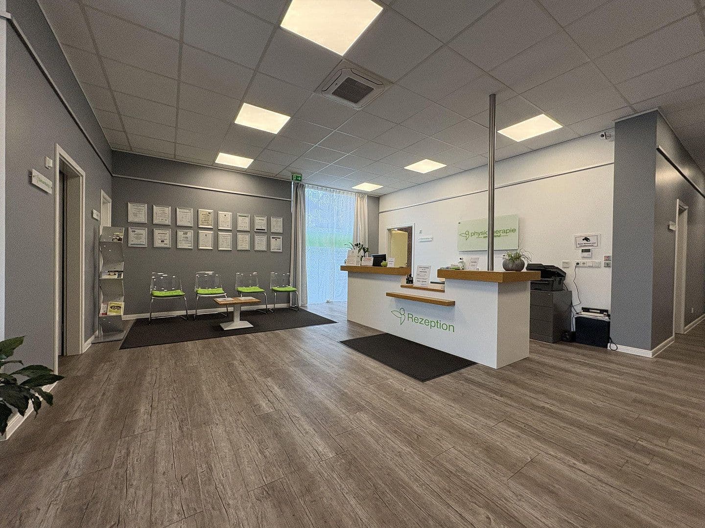 Prodej kanceláře 440 m², Dietzenbach, Hessen Prodej kanceláře 440 m², Dietzenbach, Hessen