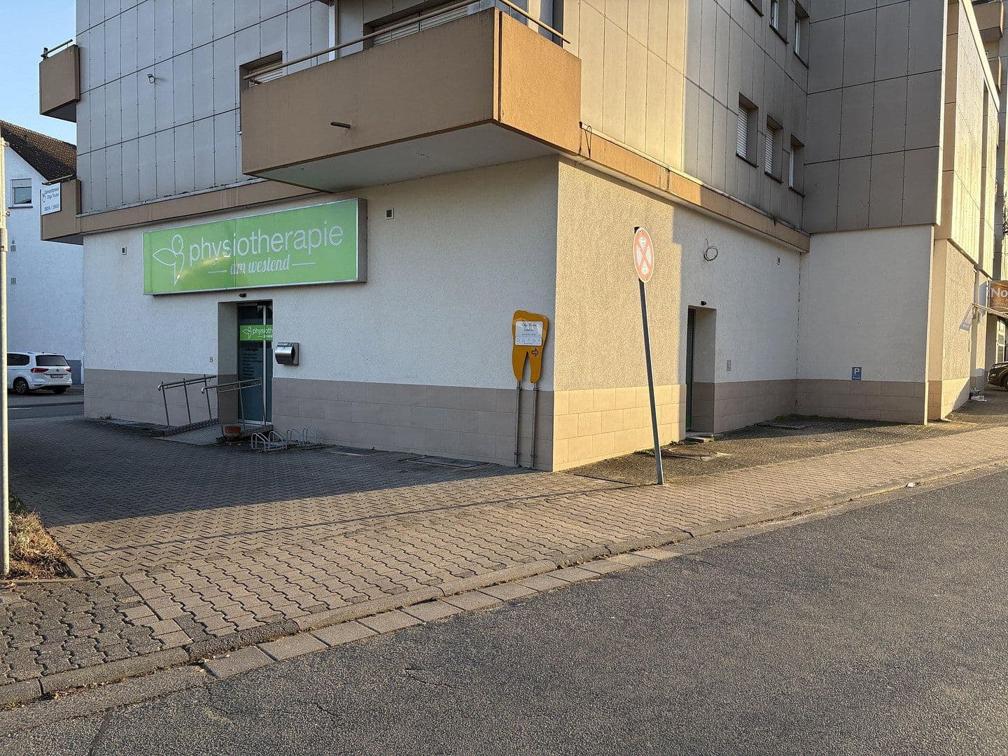 Prodej kanceláře 440 m², Dietzenbach, Hessen Prodej kanceláře 440 m², Dietzenbach, Hessen
