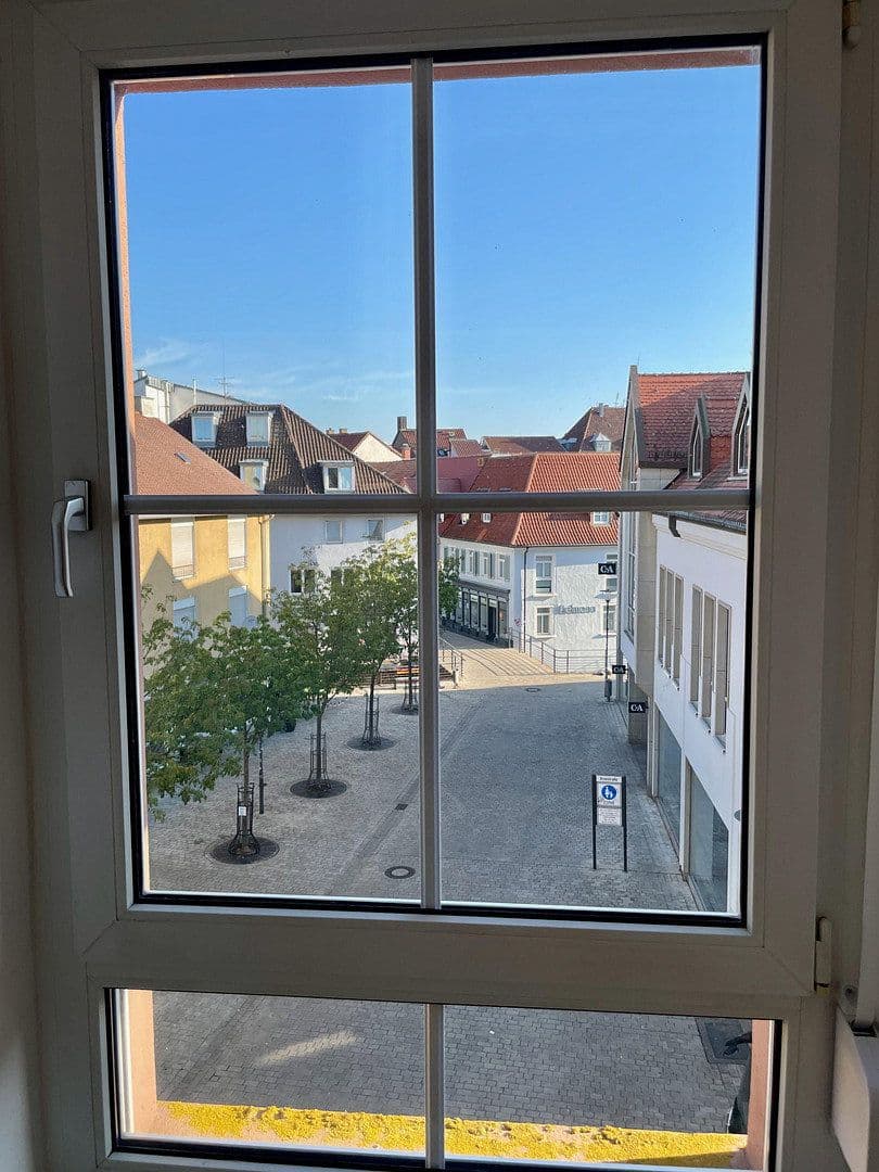 Prodej bytu 4+1 116 m², Kronstr. 41, Landau, Porýní-Falc Prodej bytu 4+1 116 m², Kronstr. 41, Landau, Porýní-Falc