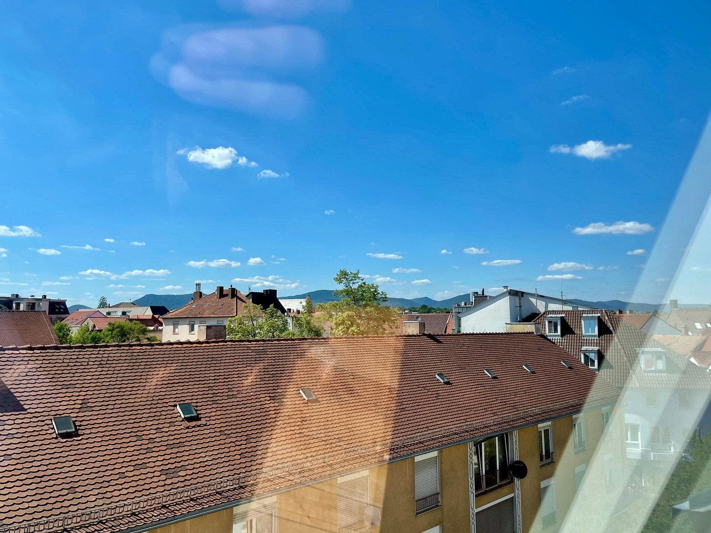 Prodej bytu 4+1 116 m², Kronstr. 41, Landau, Porýní-Falc Prodej bytu 4+1 116 m², Kronstr. 41, Landau, Porýní-Falc