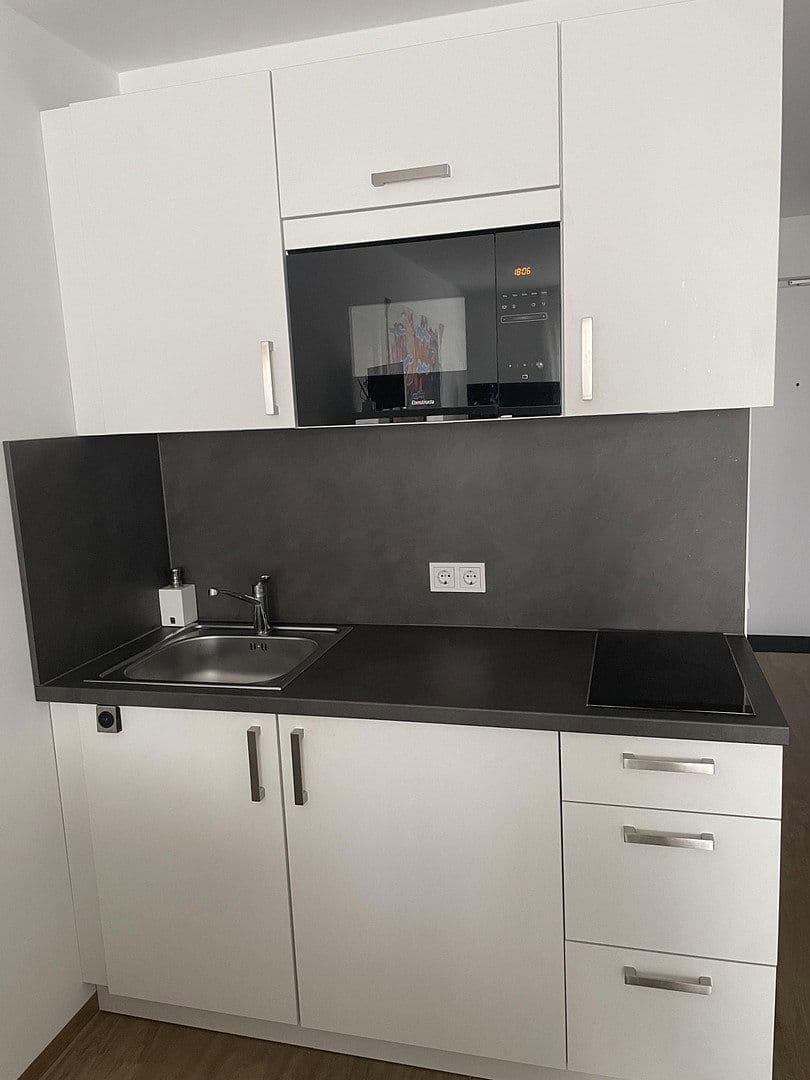 Pronájem bytu 1+1 26 m², Pilgerhausstraße 18, Augsburg, Bavorsko Pronájem bytu 1+1 26 m², Pilgerhausstraße 18, Augsburg, Bavorsko
