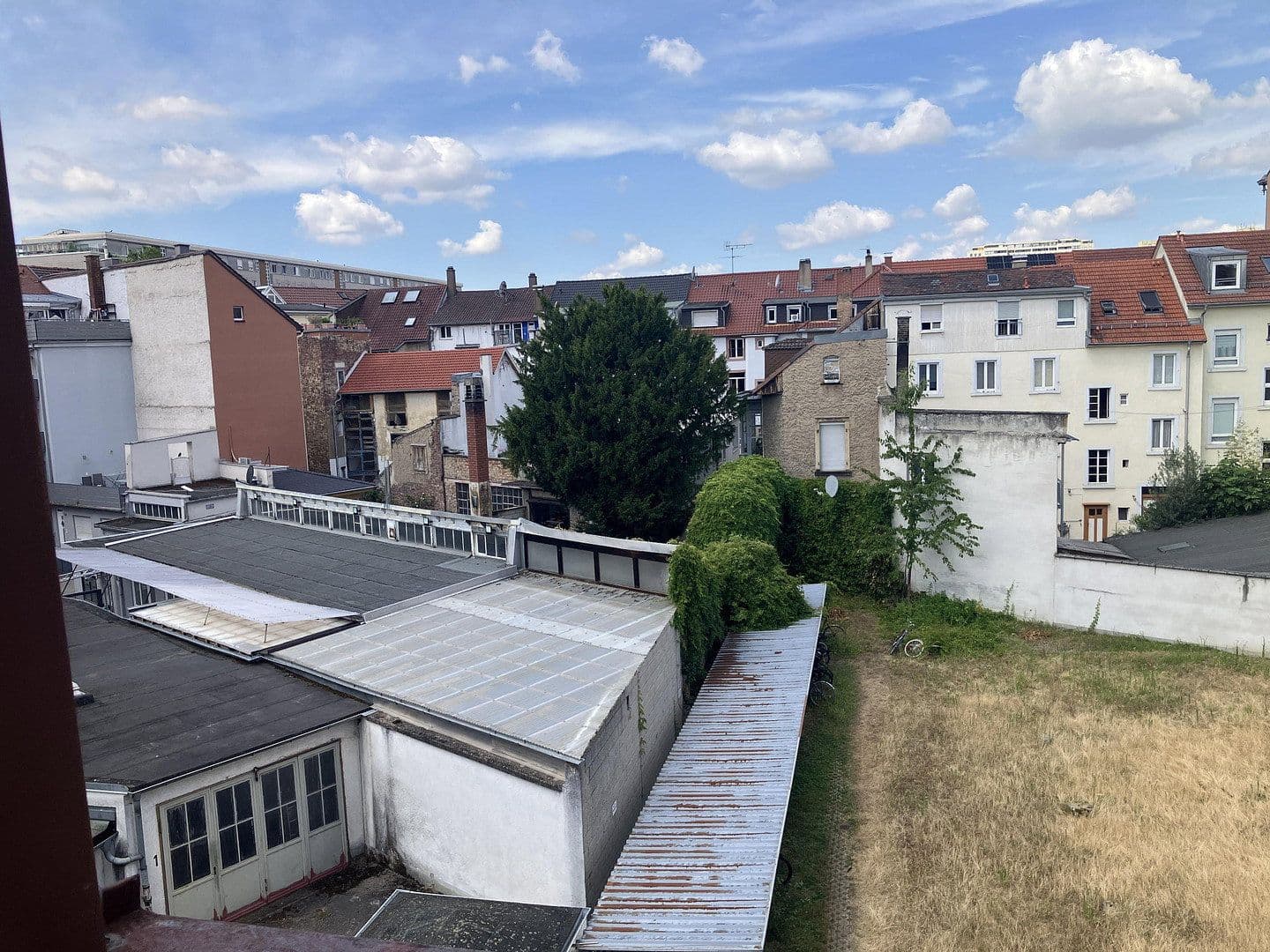 Pronájem bytu 2+1 49 m², Hirschstr. 36, Karlsruhe, Bádensko-Württembersko Pronájem bytu 2+1 49 m², Hirschstr. 36, Karlsruhe, Bádensko-Württembersko