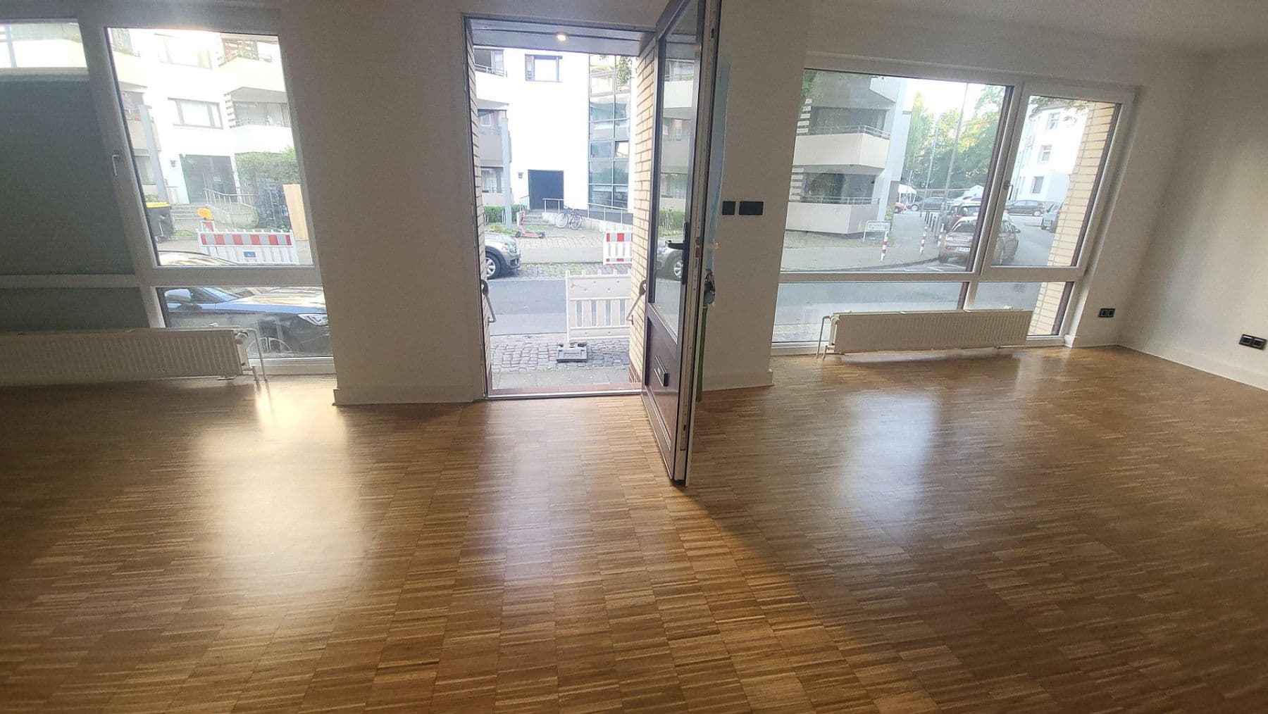 Pronájem nebytového prostoru 337 m², Fortunastr. 13, Hannover, Dolní Sasko Pronájem nebytového prostoru 337 m², Fortunastr. 13, Hannover, Dolní Sasko