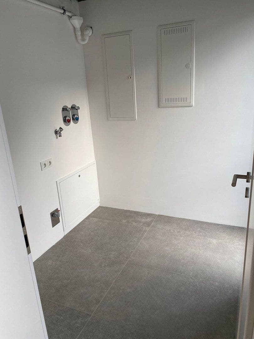 Pronájem bytu 3+1 103 m², Ringstraße 113 a, Hamburg, Hamburg Pronájem bytu 3+1 103 m², Ringstraße 113 a, Hamburg, Hamburg
