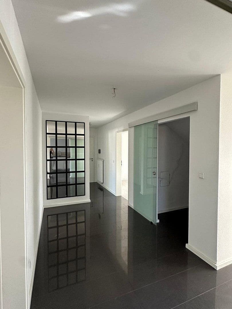 Pronájem bytu 3+kk 90 m², Wendelinusstraße 6, Sandhausen, Bádensko-Württembersko Pronájem bytu 3+kk 90 m², Wendelinusstraße 6, Sandhausen, Bádensko-Württembersko