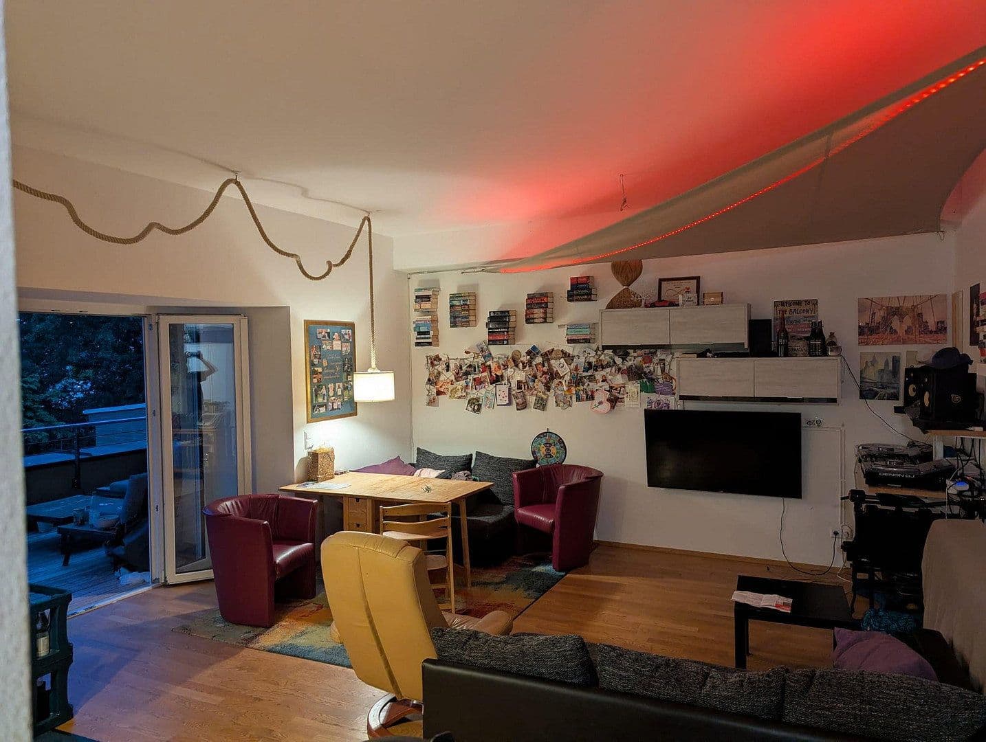 Pronájem bytu 3+1 86 m², Martin-Lutherstr.23, Lahr/Schwarzwald, Bádensko-Württembersko Pronájem bytu 3+1 86 m², Martin-Lutherstr.23, Lahr/Schwarzwald, Bádensko-Württembersko