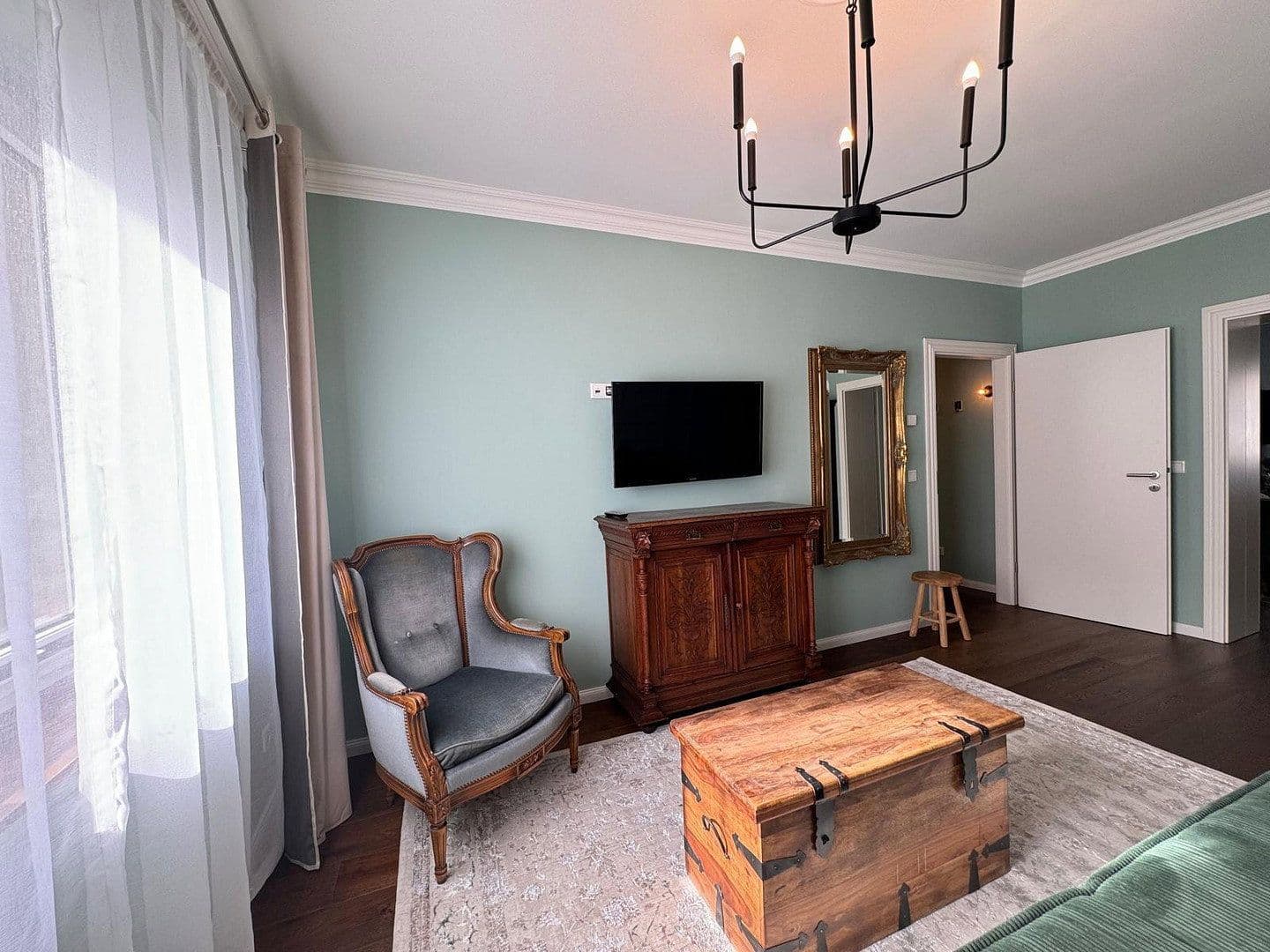 Pronájem bytu 2+1 65 m², Oberbilker Allee, 39, Düsseldorf, Severní Porýní-Vestfálsko Pronájem bytu 2+1 65 m², Oberbilker Allee, 39, Düsseldorf, Severní Porýní-Vestfálsko