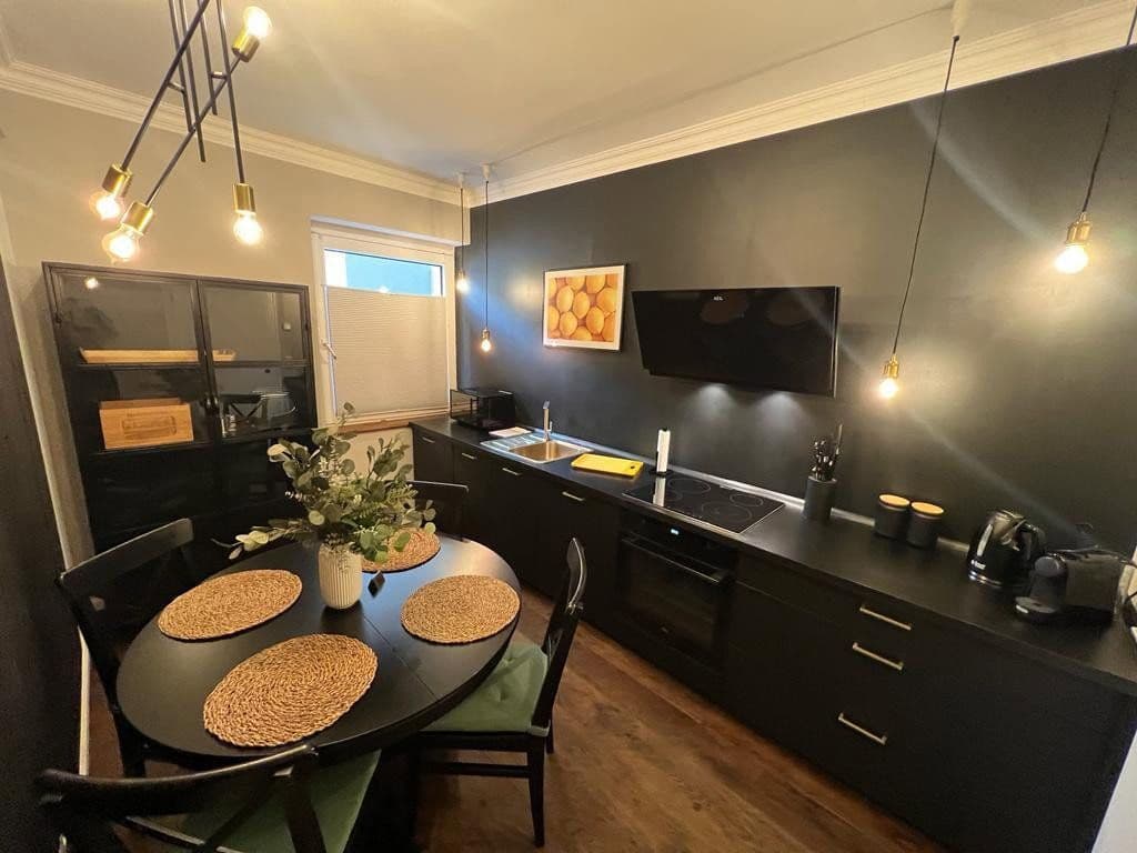 Pronájem bytu 2+1 65 m², Oberbilker Allee, 39, Düsseldorf, Severní Porýní-Vestfálsko Pronájem bytu 2+1 65 m², Oberbilker Allee, 39, Düsseldorf, Severní Porýní-Vestfálsko