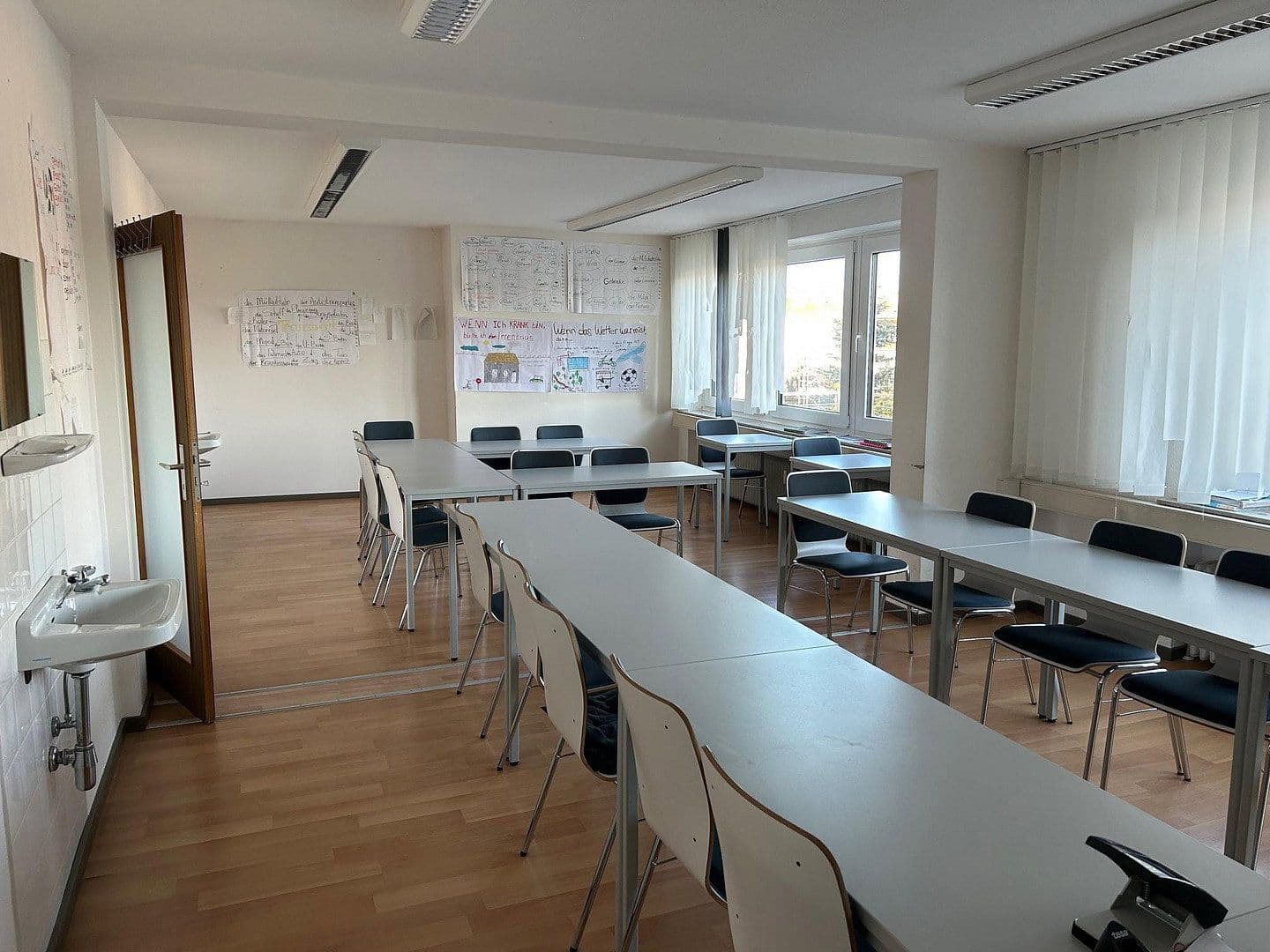 Pronájem kanceláře 150 m², Detmold, Severní Porýní-Vestfálsko Pronájem kanceláře 150 m², Detmold, Severní Porýní-Vestfálsko