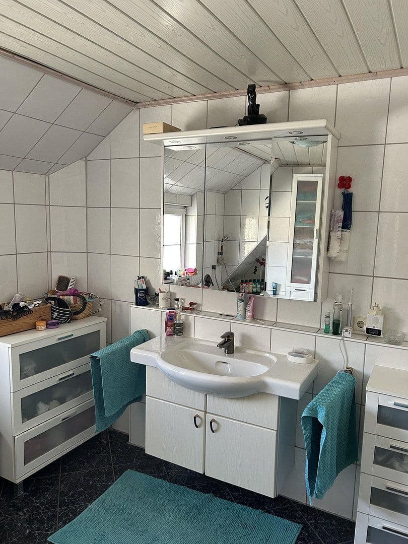 Prodej domu 130 m², pozemek 589 m², Hüttlingen, Bádensko-Württembersko Prodej domu 130 m², pozemek 589 m², Hüttlingen, Bádensko-Württembersko