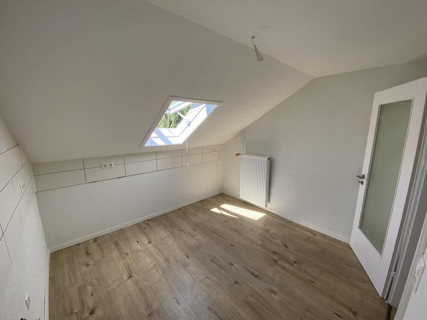 Prodej bytu 3+1 82 m², Bad Krozingen, Bádensko-Württembersko Prodej bytu 3+1 82 m², Bad Krozingen, Bádensko-Württembersko