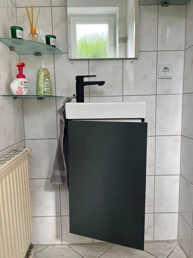 Prodej domu 94 m², pozemek 271 m², Kummerfeld, Šlesvicko-Holštýnsko Prodej domu 94 m², pozemek 271 m², Kummerfeld, Šlesvicko-Holštýnsko