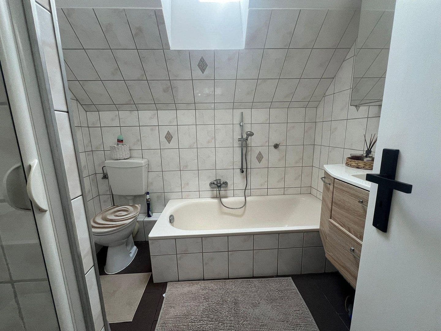 Prodej domu 94 m², pozemek 271 m², Kummerfeld, Šlesvicko-Holštýnsko Prodej domu 94 m², pozemek 271 m², Kummerfeld, Šlesvicko-Holštýnsko