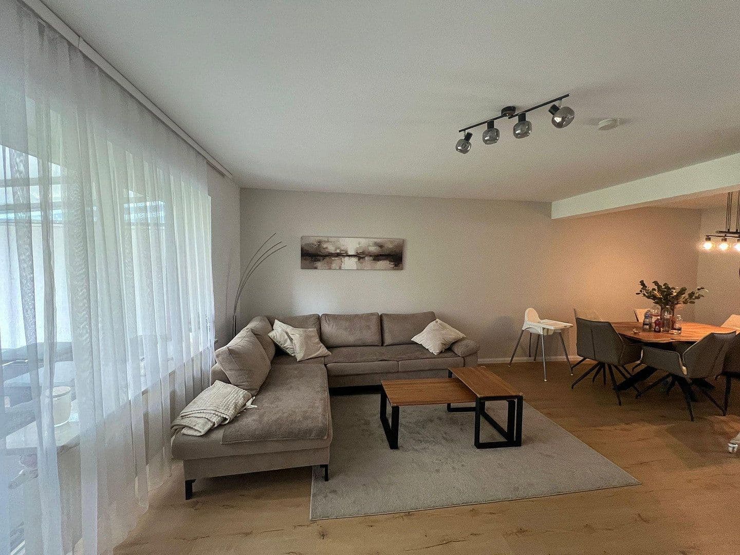 Prodej domu 94 m², pozemek 271 m², Kummerfeld, Šlesvicko-Holštýnsko Prodej domu 94 m², pozemek 271 m², Kummerfeld, Šlesvicko-Holštýnsko