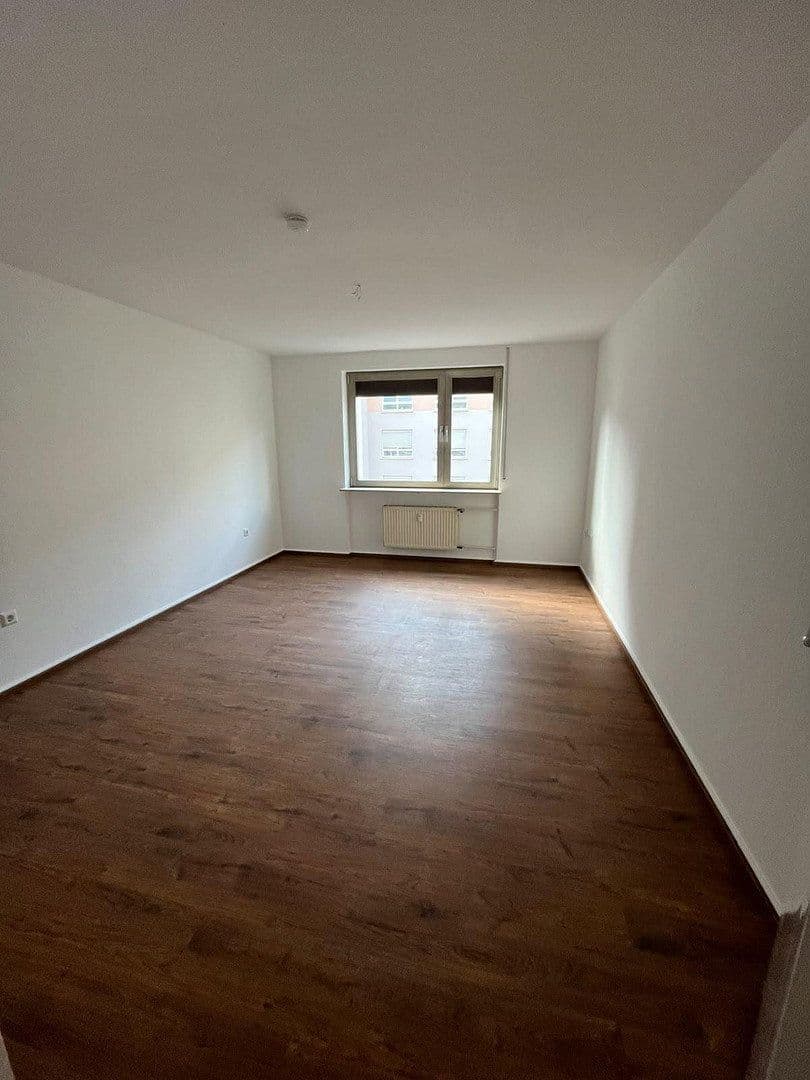 Pronájem bytu 2+1 63 m², Kaiser-Wilhelm-Strasse 21, Ludwigshafen, Porýní-Falc Pronájem bytu 2+1 63 m², Kaiser-Wilhelm-Strasse 21, Ludwigshafen, Porýní-Falc