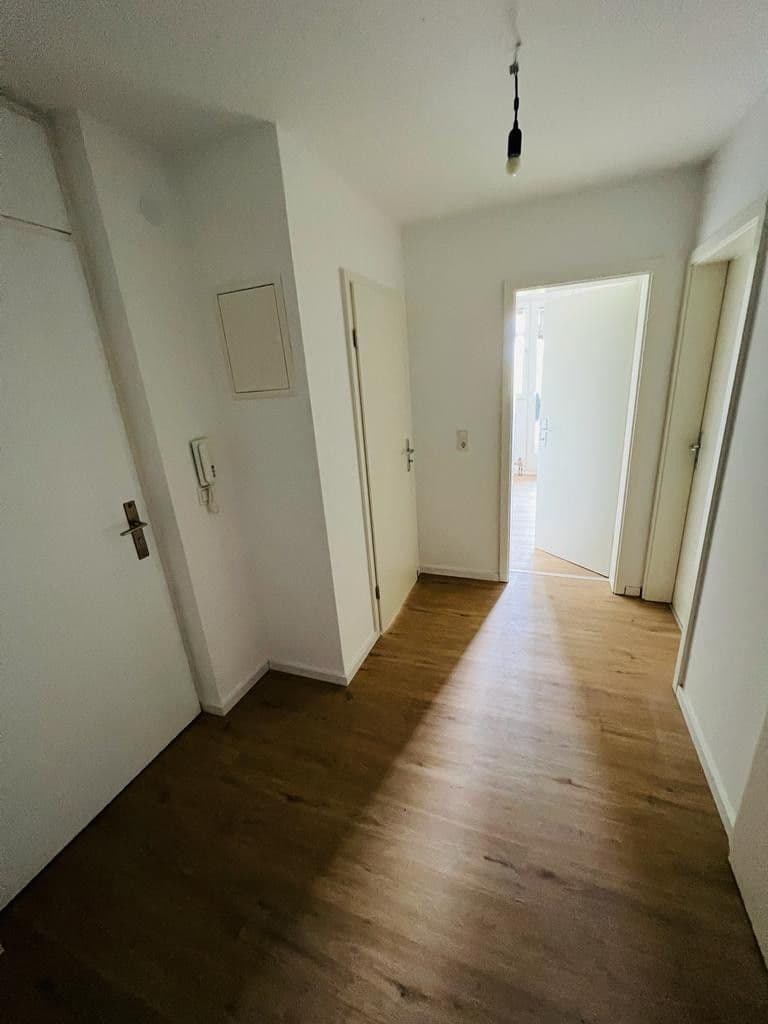 Pronájem bytu 2+1 65 m², Nüßstr. 18, Sindelfingen, Bádensko-Württembersko Pronájem bytu 2+1 65 m², Nüßstr. 18, Sindelfingen, Bádensko-Württembersko