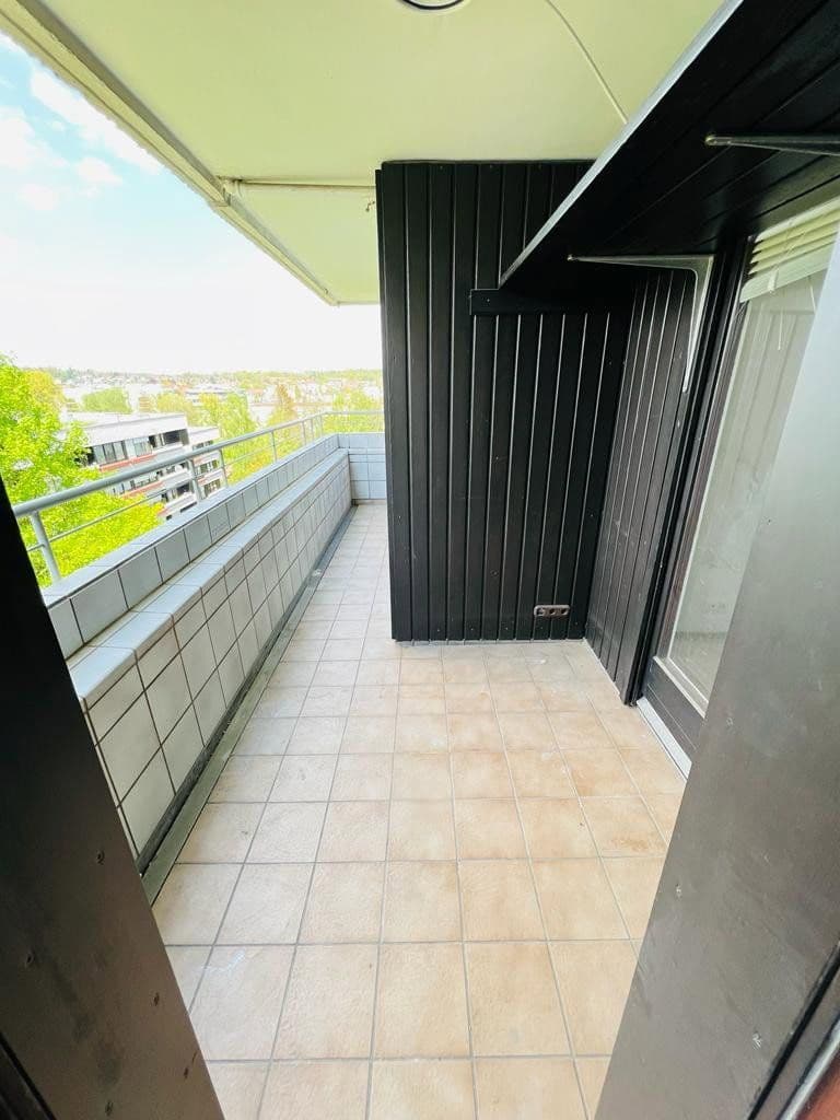 Pronájem bytu 2+1 65 m², Nüßstr. 18, Sindelfingen, Bádensko-Württembersko Pronájem bytu 2+1 65 m², Nüßstr. 18, Sindelfingen, Bádensko-Württembersko