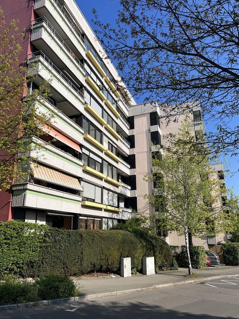 Pronájem bytu 2+1 65 m², Nüßstr. 18, Sindelfingen, Bádensko-Württembersko Pronájem bytu 2+1 65 m², Nüßstr. 18, Sindelfingen, Bádensko-Württembersko