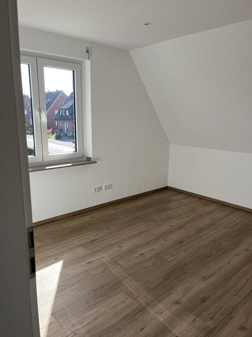 Pronájem bytu 5+1 117 m², Warendorf, Severní Porýní-Vestfálsko Pronájem bytu 5+1 117 m², Warendorf, Severní Porýní-Vestfálsko