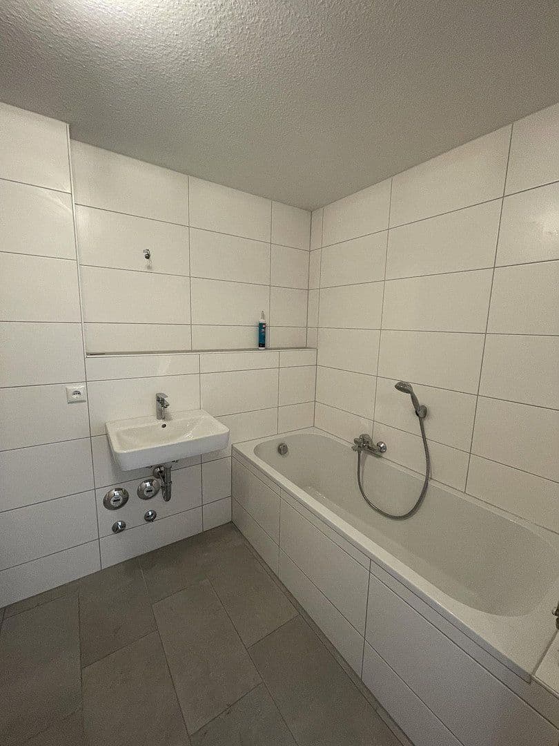 Prodej bytu 2+1 68 m², Öhringen, Bádensko-Württembersko Prodej bytu 2+1 68 m², Öhringen, Bádensko-Württembersko