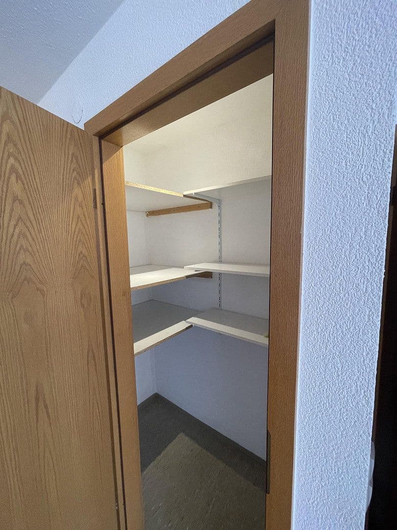 Prodej bytu 2+1 68 m², Öhringen, Bádensko-Württembersko Prodej bytu 2+1 68 m², Öhringen, Bádensko-Württembersko