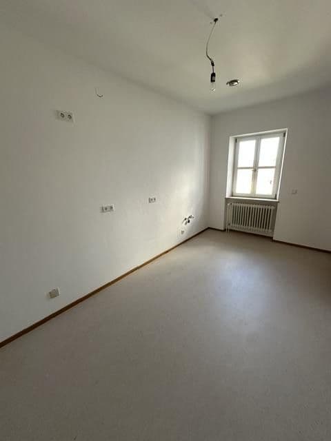 Pronájem domu 190 m², pozemek 1.000 m², An den Linden 14, Mühlhausen, Bavorsko Pronájem domu 190 m², pozemek 1.000 m², An den Linden 14, Mühlhausen, Bavorsko
