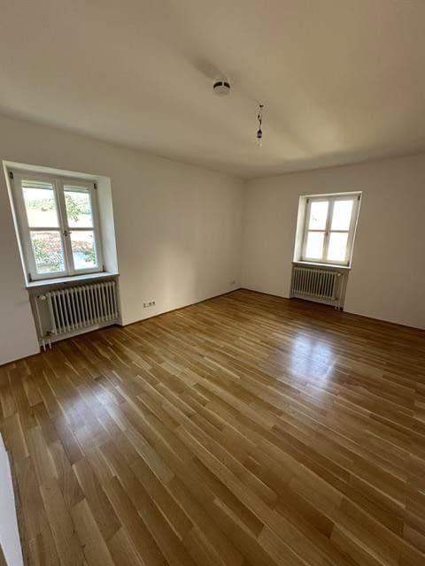 Pronájem domu 190 m², pozemek 1.000 m², An den Linden 14, Mühlhausen, Bavorsko Pronájem domu 190 m², pozemek 1.000 m², An den Linden 14, Mühlhausen, Bavorsko