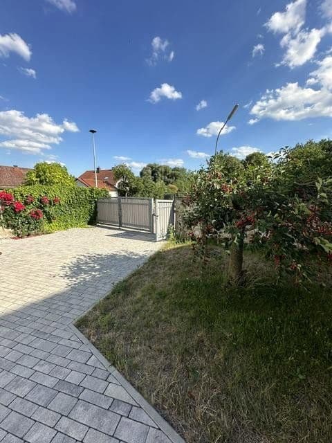 Pronájem domu 190 m², pozemek 1.000 m², An den Linden 14, Mühlhausen, Bavorsko Pronájem domu 190 m², pozemek 1.000 m², An den Linden 14, Mühlhausen, Bavorsko