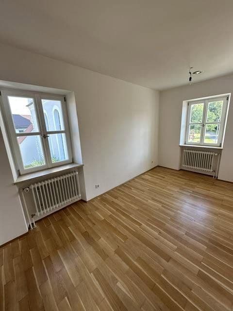 Pronájem domu 190 m², pozemek 1.000 m², An den Linden 14, Mühlhausen, Bavorsko Pronájem domu 190 m², pozemek 1.000 m², An den Linden 14, Mühlhausen, Bavorsko