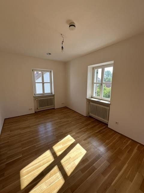 Pronájem domu 190 m², pozemek 1.000 m², An den Linden 14, Mühlhausen, Bavorsko Pronájem domu 190 m², pozemek 1.000 m², An den Linden 14, Mühlhausen, Bavorsko