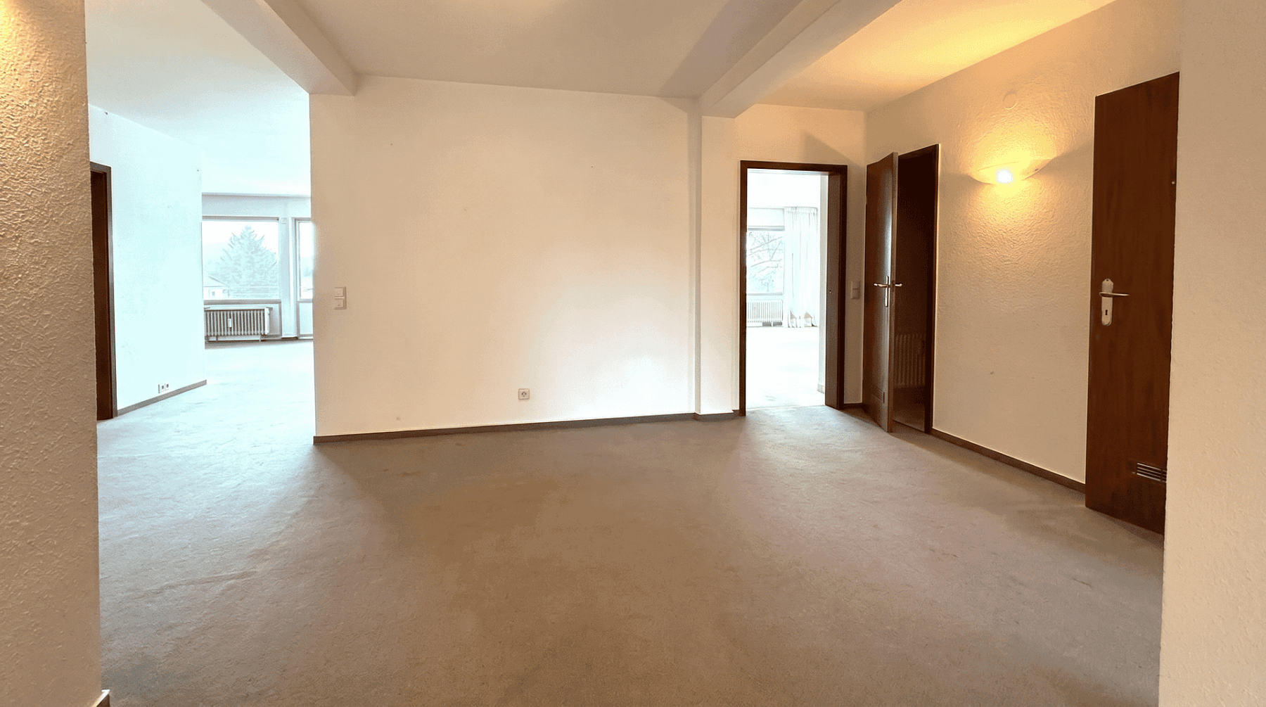 Prodej bytu 4+1 135 m², Meckenheim, Severní Porýní-Vestfálsko Prodej bytu 4+1 135 m², Meckenheim, Severní Porýní-Vestfálsko