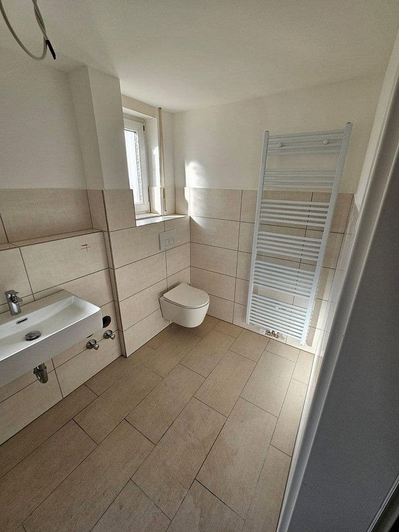 Pronájem bytu 4+1 96 m², Parkstrasse 3, Bad Vilbel, Hessen Pronájem bytu 4+1 96 m², Parkstrasse 3, Bad Vilbel, Hessen