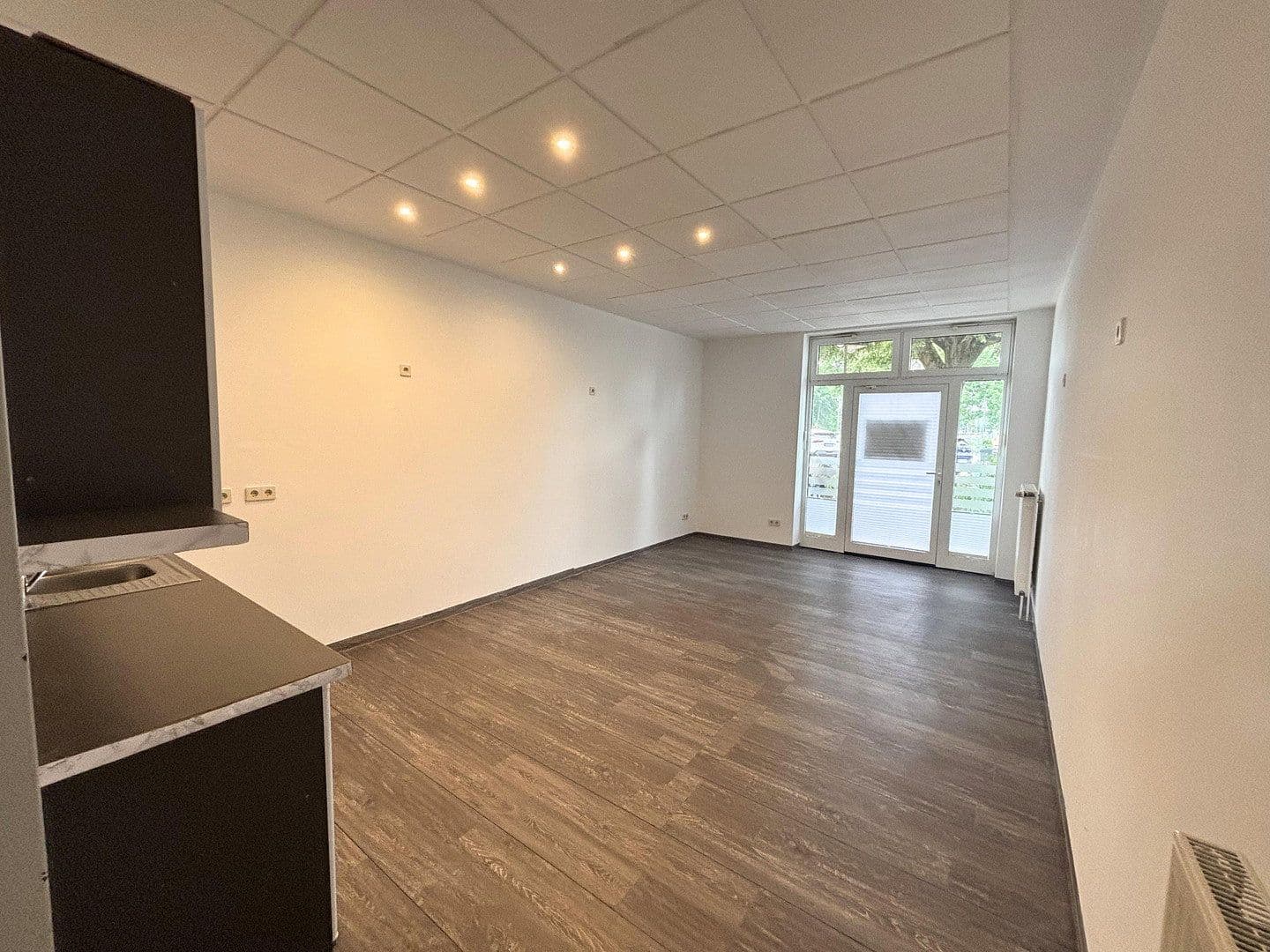 Prodej kanceláře 38 m², Schortens, Dolní Sasko Prodej kanceláře 38 m², Schortens, Dolní Sasko