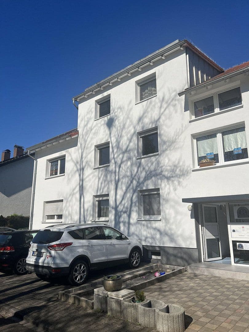 Pronájem bytu 4+1 111 m², Kornblumenstr. 22, Rheinstetten, Bádensko-Württembersko Pronájem bytu 4+1 111 m², Kornblumenstr. 22, Rheinstetten, Bádensko-Württembersko