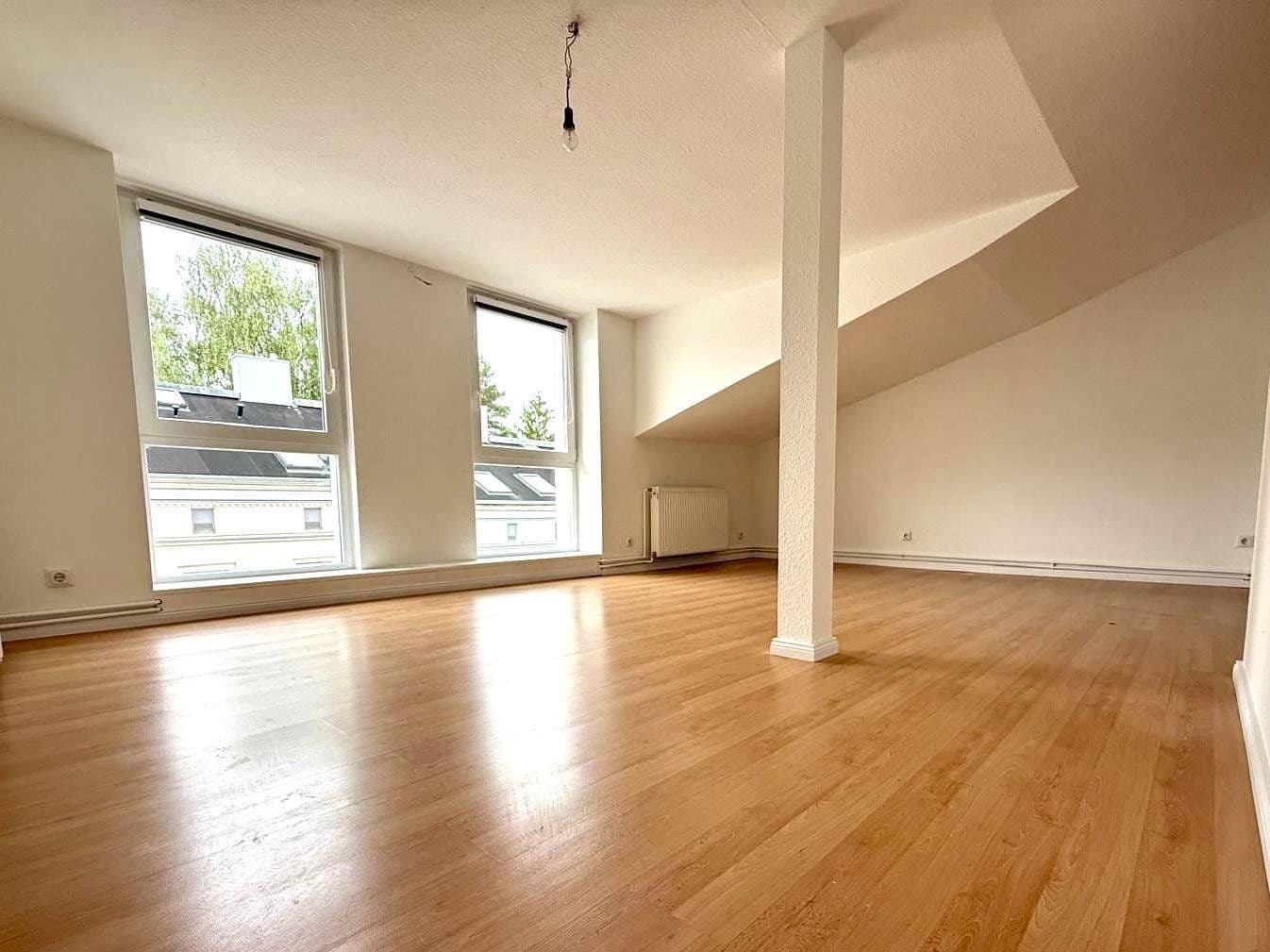 Prodej bytu 2+1 68 m², Hamburg, Hamburg Prodej bytu 2+1 68 m², Hamburg, Hamburg