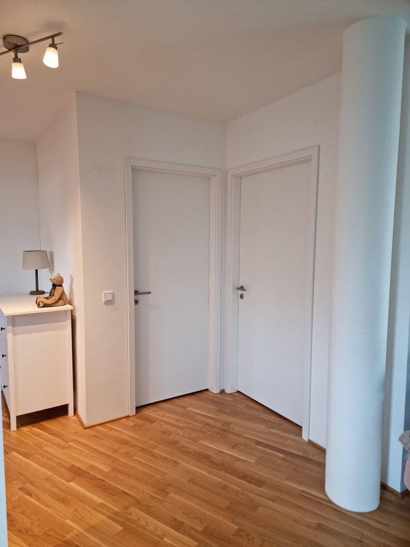 Pronájem bytu 2+1 73 m², Wolfgang-Bangert-Strasse 8, Frankfurt am Main, Hessen Pronájem bytu 2+1 73 m², Wolfgang-Bangert-Strasse 8, Frankfurt am Main, Hessen