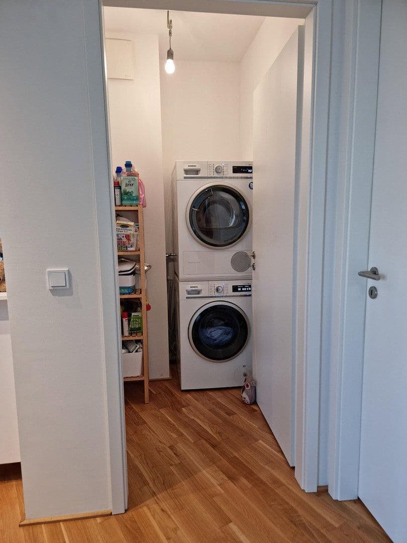 Pronájem bytu 2+1 73 m², Wolfgang-Bangert-Strasse 8, Frankfurt am Main, Hessen Pronájem bytu 2+1 73 m², Wolfgang-Bangert-Strasse 8, Frankfurt am Main, Hessen