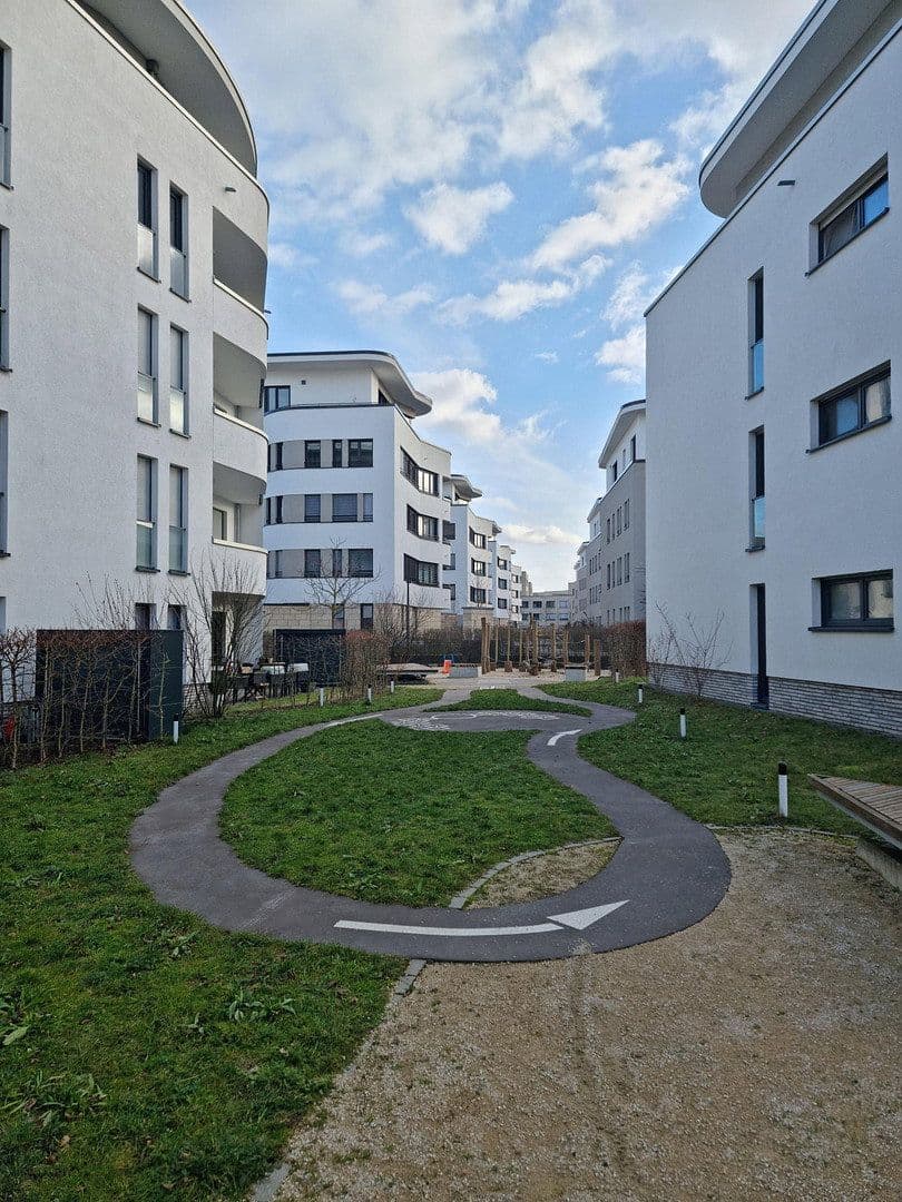 Pronájem bytu 2+1 73 m², Wolfgang-Bangert-Strasse 8, Frankfurt am Main, Hessen Pronájem bytu 2+1 73 m², Wolfgang-Bangert-Strasse 8, Frankfurt am Main, Hessen