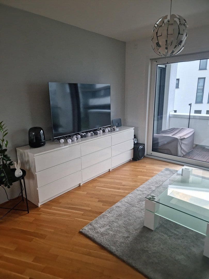 Pronájem bytu 2+1 73 m², Wolfgang-Bangert-Strasse 8, Frankfurt am Main, Hessen Pronájem bytu 2+1 73 m², Wolfgang-Bangert-Strasse 8, Frankfurt am Main, Hessen