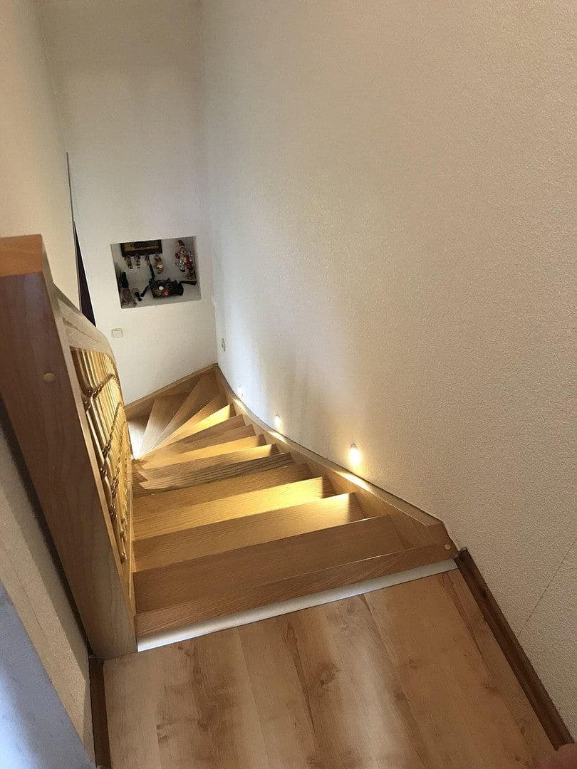 Prodej domu 130 m², pozemek 102 m², Gräfenhainichen, Sasko-Anhaltsko Prodej domu 130 m², pozemek 102 m², Gräfenhainichen, Sasko-Anhaltsko