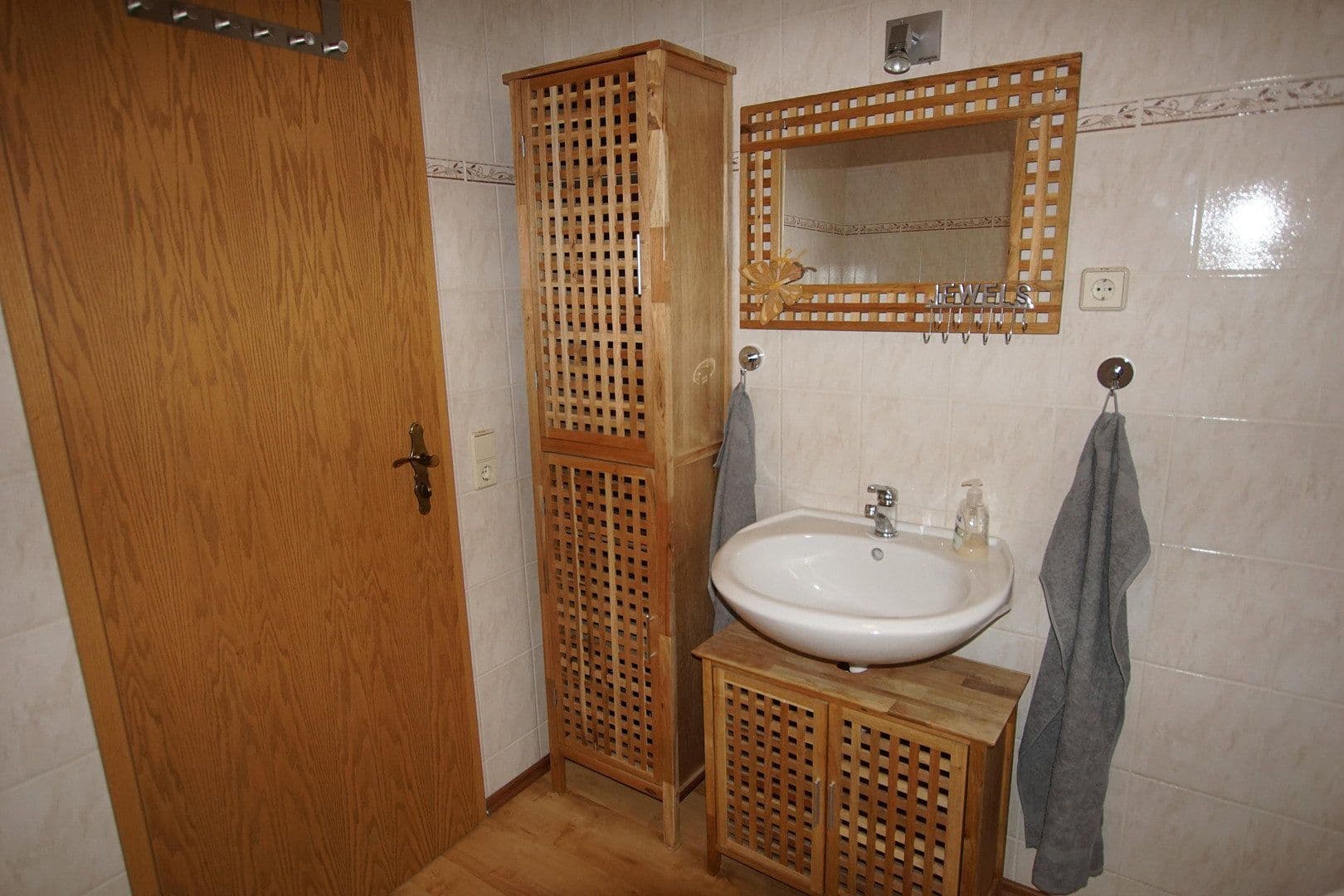 Prodej domu 130 m², pozemek 102 m², Gräfenhainichen, Sasko-Anhaltsko Prodej domu 130 m², pozemek 102 m², Gräfenhainichen, Sasko-Anhaltsko