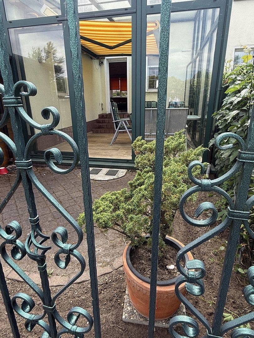 Prodej domu 130 m², pozemek 102 m², Gräfenhainichen, Sasko-Anhaltsko Prodej domu 130 m², pozemek 102 m², Gräfenhainichen, Sasko-Anhaltsko