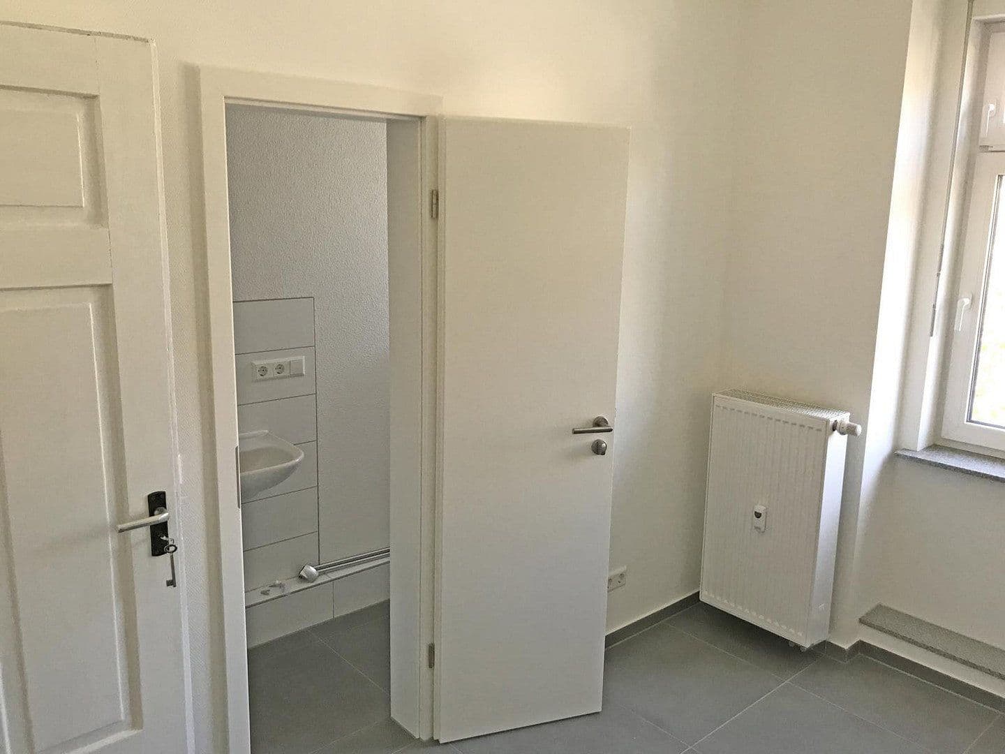 Pronájem bytu 1+1 49 m², Rüppurrer Str. 20b, Karlsruhe, Bádensko-Württembersko Pronájem bytu 1+1 49 m², Rüppurrer Str. 20b, Karlsruhe, Bádensko-Württembersko