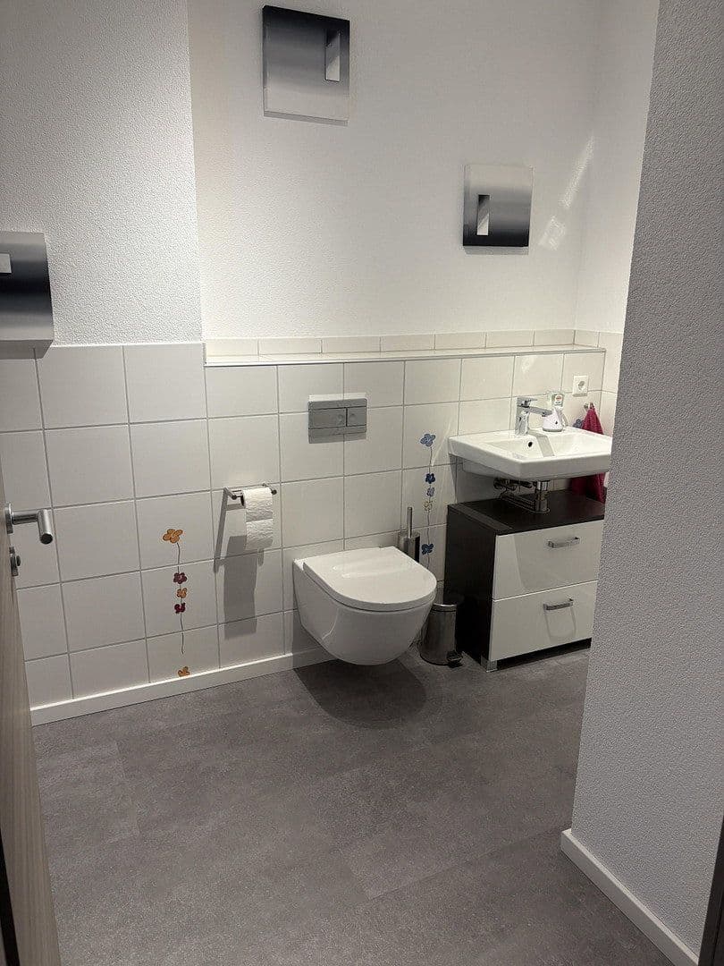 Prodej domu 123 m², pozemek 698 m², Auf Strieglen 2, Gosheim, Bádensko-Württembersko Prodej domu 123 m², pozemek 698 m², Auf Strieglen 2, Gosheim, Bádensko-Württembersko